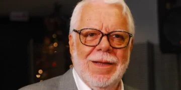 Autor de novelas brasileiras Manoel Carlos morre aos 92 anos