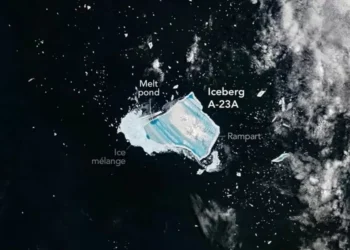 A-23A: maior iceberg do mundo está prestes a entrar em colapso, afirma Nasa