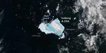 A-23A: maior iceberg do mundo está prestes a entrar em colapso, afirma Nasa