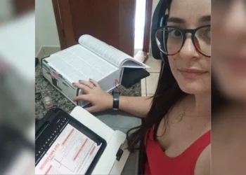 Quem é a delegada presa por envolvimento com o PCC durante operação