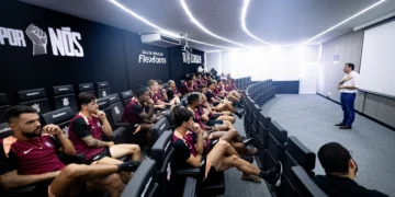 Marcelo Paz destaca ambiente positivo na reapresentação do Corinthians