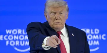 Gronelândia: Trump recua nas tarifas e diz que tem “esboço para futuro acordo”