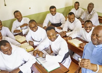 AIS pede apoio para seminaristas afetados pela pobreza, guerra e perseguição