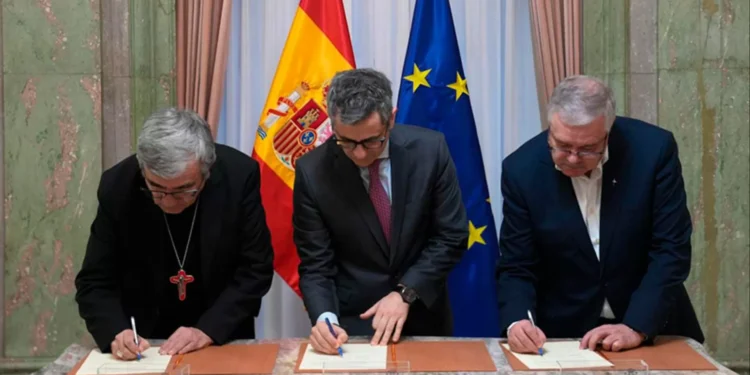 Igreja espanhola e Governo acordam reparação de vítimas de abusos sexuais