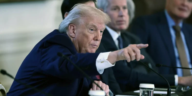 Gronelândia: Trump não quer “Rússia ou a China como vizinhos”