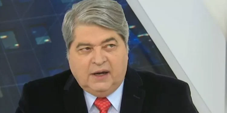 Datena anuncia saída da RedeTV: “Cansado de fazer o programa da tarde”