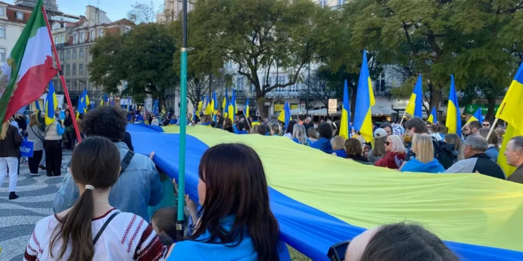 “Pensávamos que ia acabar depressa e não há luz ao fundo do túnel”: comunidade ucraniana em Portugal pede fim do conflito