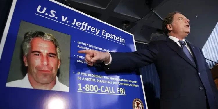 França abre duas investigações sobre Epstein em Paris