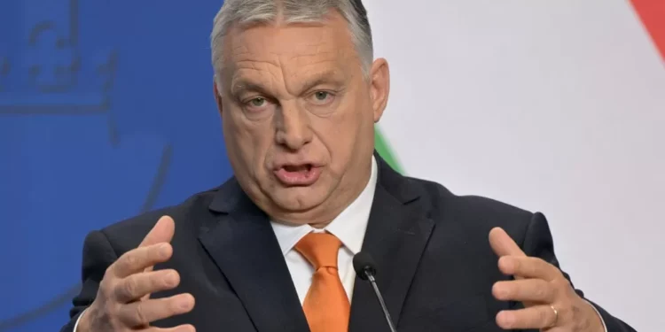UE é a verdadeira ameaça à Hungria antes das eleições em abril, diz Orbán