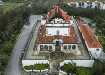 “Cada donativo é um tijolo de esperança”: Fundação AIS apela à reconstrução de igrejas após a tempestade Kristin