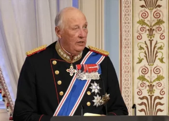 Rei da Noruega internado com infeção em Espanha