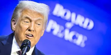 Trump avisa Irão: “Não estou satisfeito com as negociações”