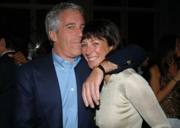 Novos arquivos do caso Epstein citam Trump, Gates, Musk e príncipe Andrew