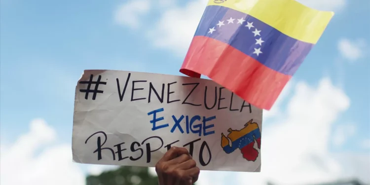 ONG venezuelana confirma 426 libertações de presos políticos num mês