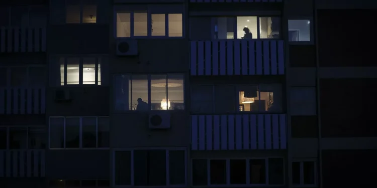 UE prepara sistema de mensagens para funcionar mesmo em apagão total