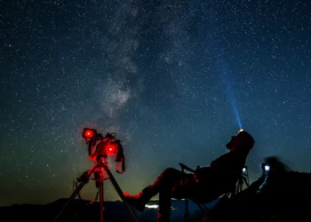 Alinhamento raro de seis planetas poderá ser observado a partir do final do mês