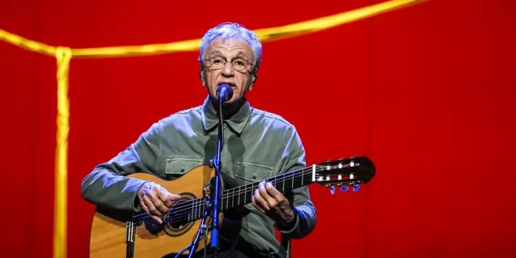 Caetano Veloso reforça cartaz do Coala Festival, Maria Bethânia cancela