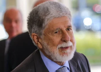 ‘Não será um passeio’, diz Celso Amorim sobre conflito no Oriente Médio